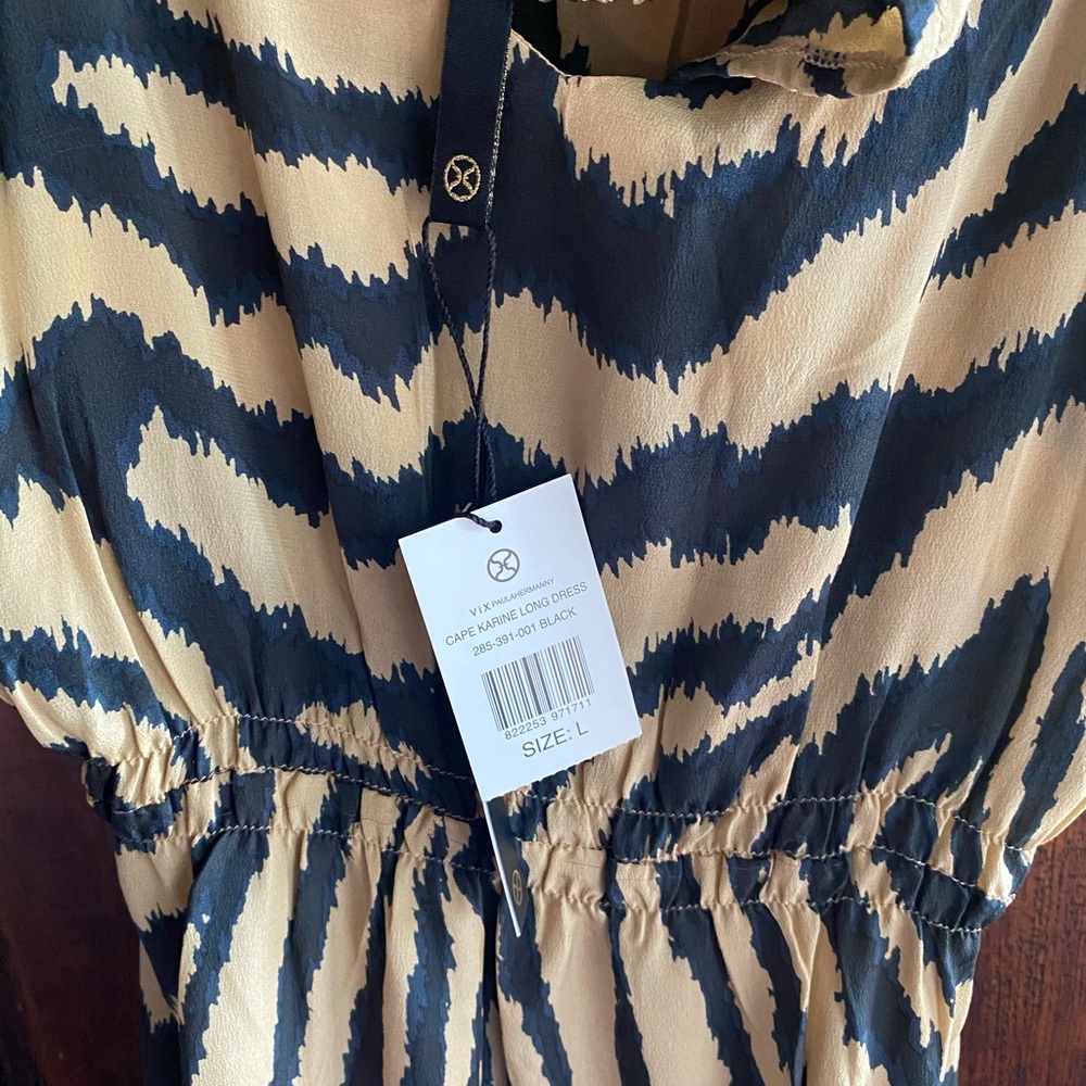 Vix Paula Hermanny Cape Karine Long Dress - Picture 5 of 8